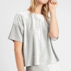 Banana Republic Silver Velvet Cropped Top XL Boxy Short Sleeve